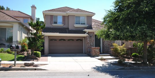 Contemporary South San Jose 4 Bds/ 2.5 Bath Home