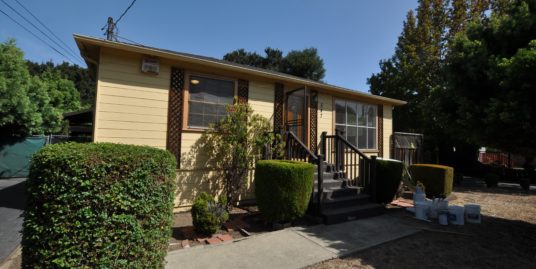 547 Runnymede St, East Palo Alto, CA 94303